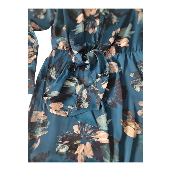 Calvin Klein Front-Knot Detail Long Sleeve Wrap Dress - Picture 9 of 13